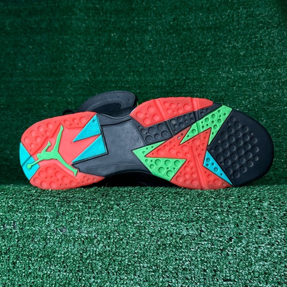 Nike Air Jordan Retro 7 Shoes - Picture 3 of 8